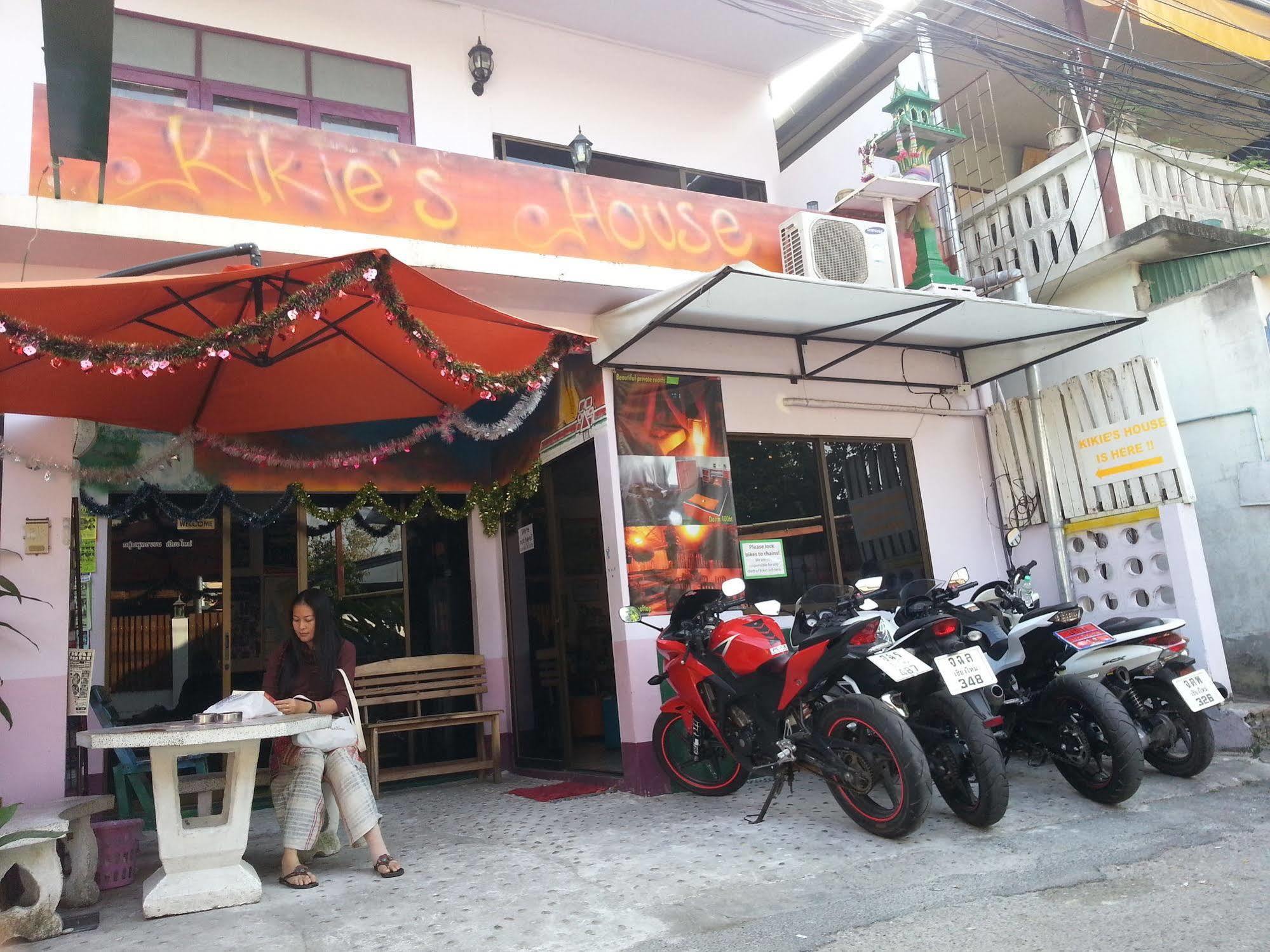 Kikie'S House Hostel Τσιάνγκ Μάι Εξωτερικό φωτογραφία