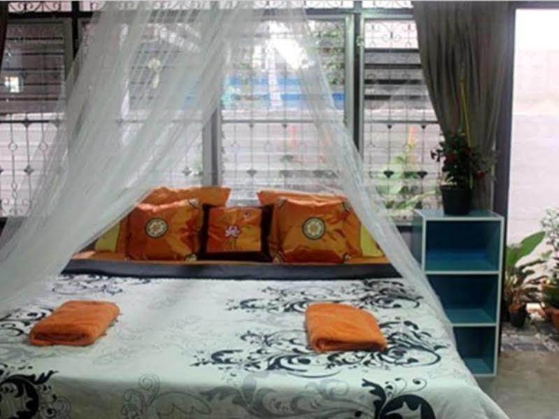 Kikie'S House Hostel Τσιάνγκ Μάι Εξωτερικό φωτογραφία